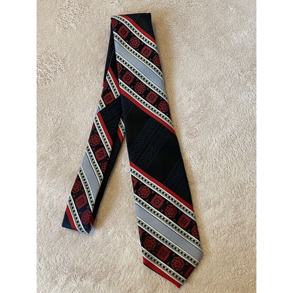 Vintage‎ 3"x56" Necktie Tie  Blue Red Silver Stripes And Geometric Pattern